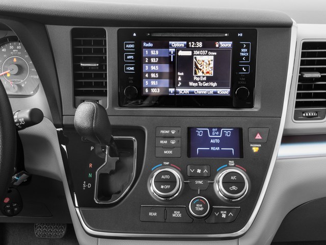 2016 Toyota Sienna L