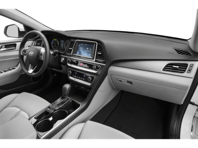 2018 Hyundai SONATA HYBRID SE