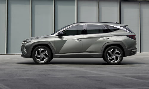 Profile view of gray 2022 Hyundai Tucson