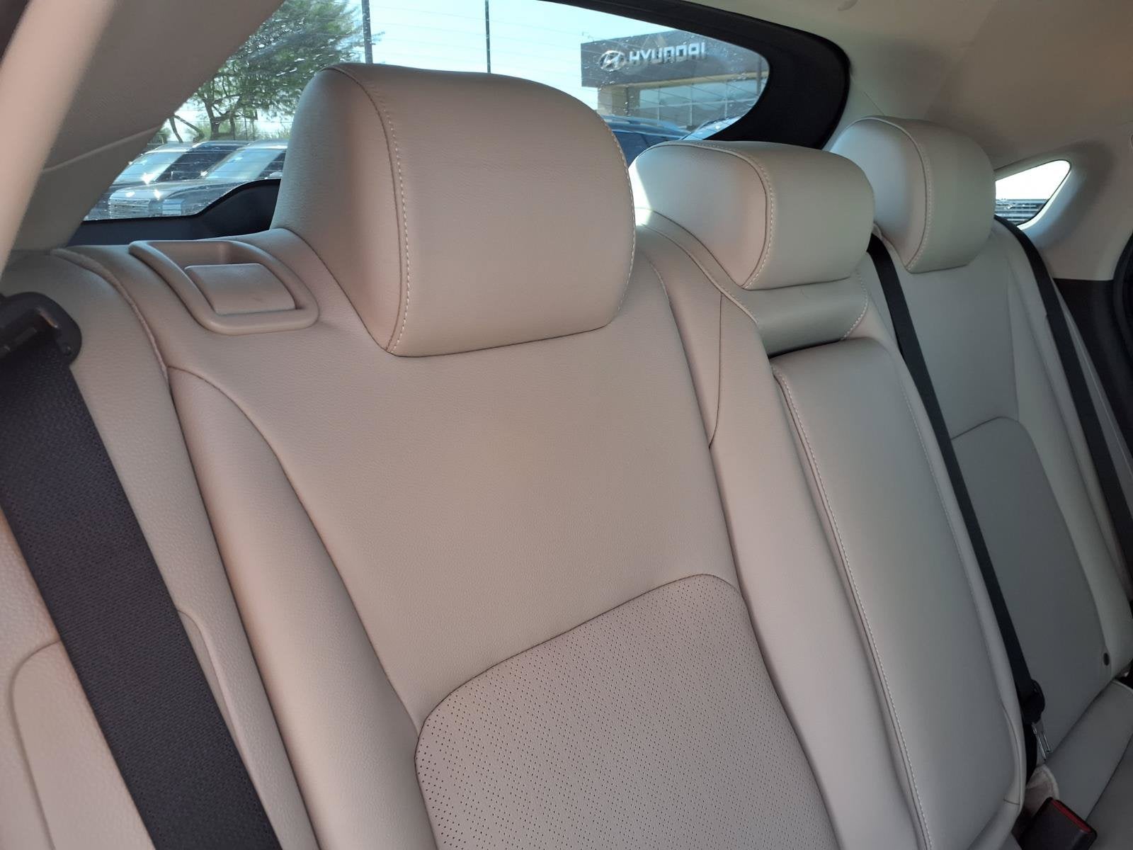 2024 Honda Civic Hatchback EX-L