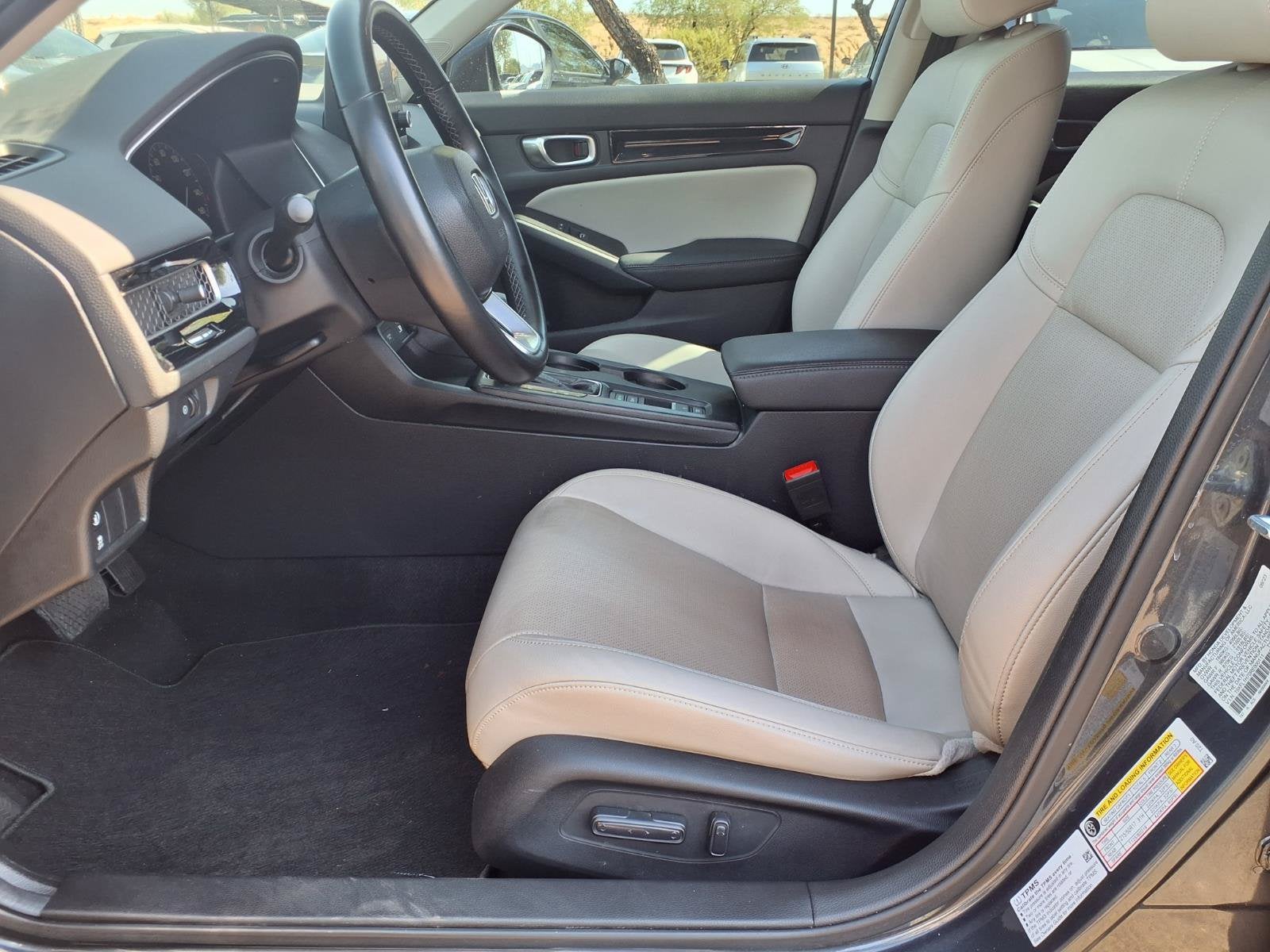 2024 Honda Civic Hatchback EX-L