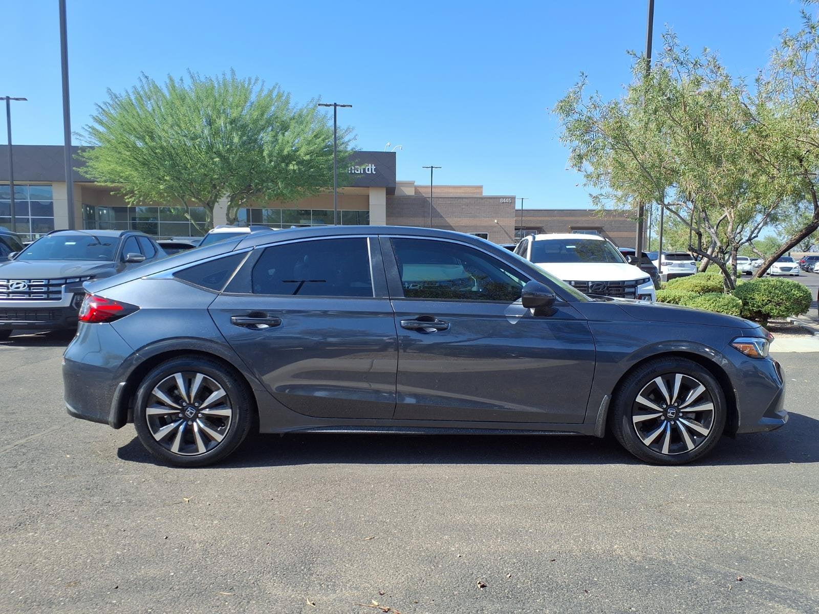 2024 Honda Civic Hatchback EX-L