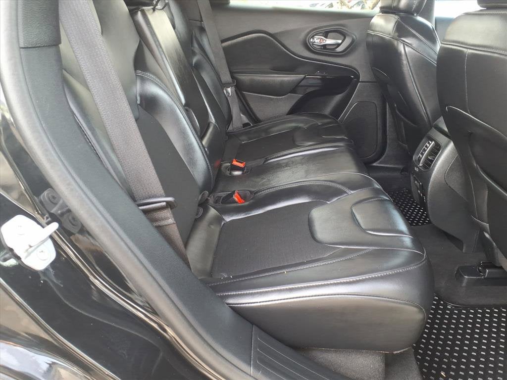 2020 Jeep Cherokee Altitude