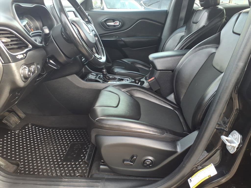 2020 Jeep Cherokee Altitude