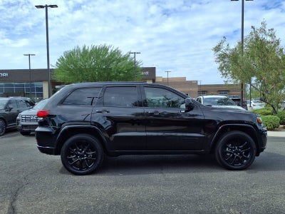 2020 Jeep Grand Cherokee Altitude