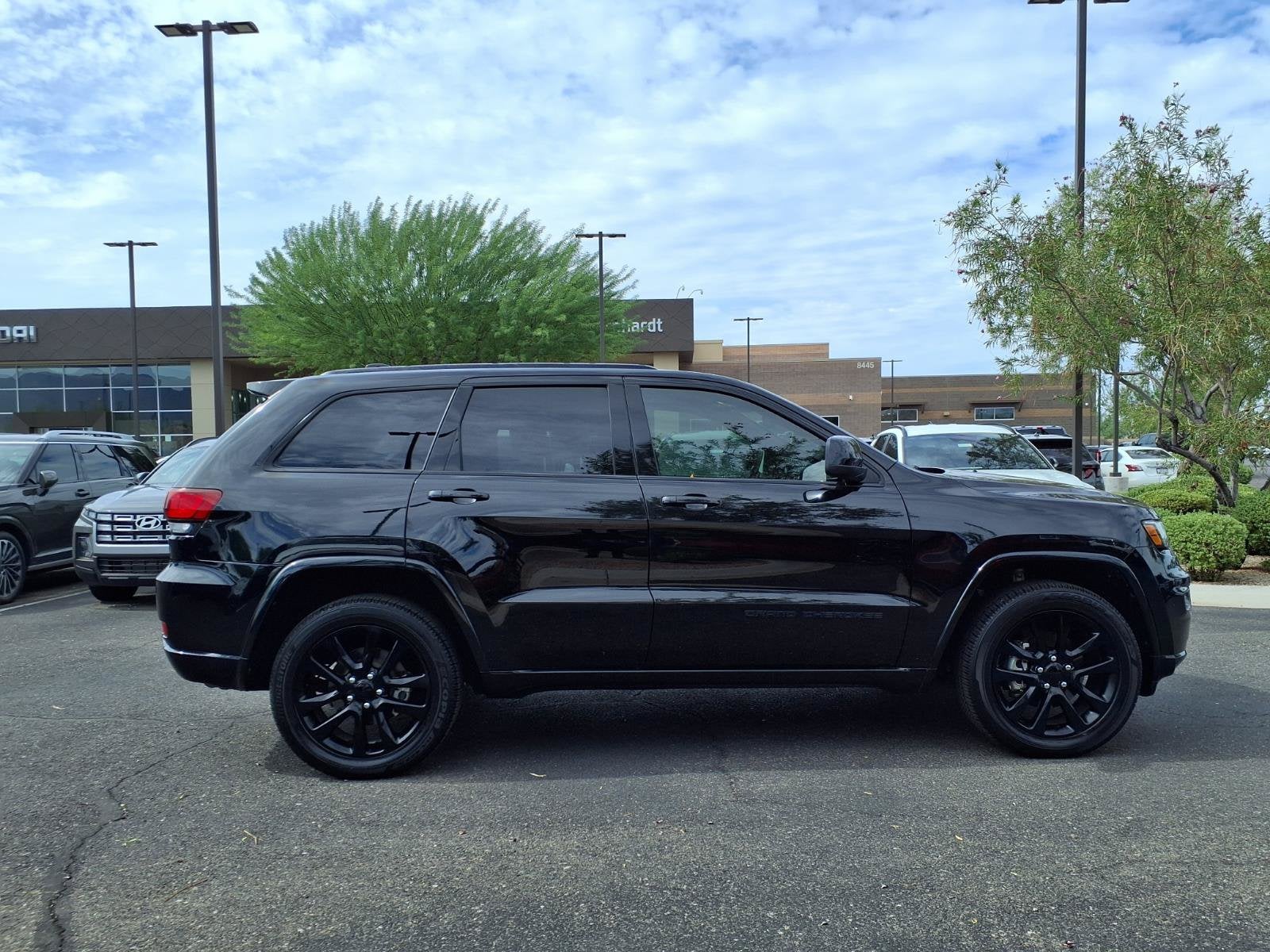 2020 Jeep Grand Cherokee Altitude