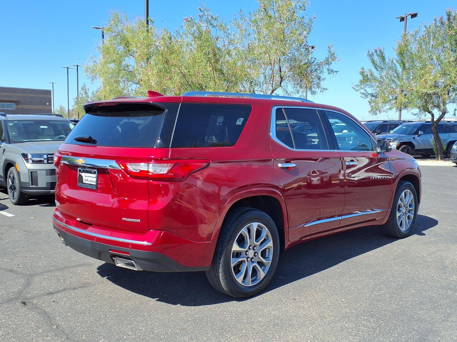 2021 Chevrolet Traverse Premier
