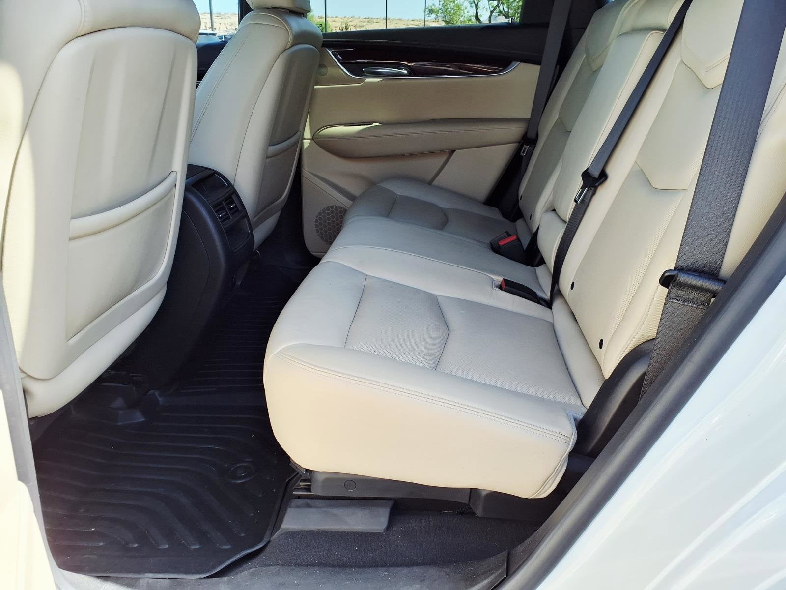 2017 Cadillac XT5 Premium Luxury FWD