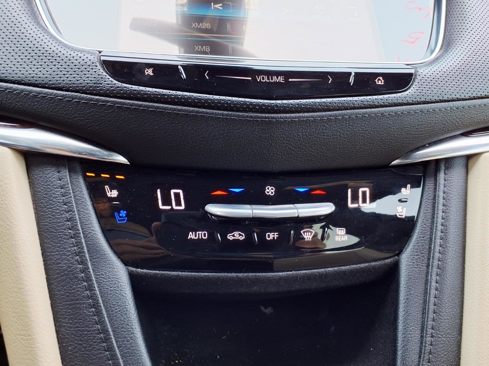 2017 Cadillac XT5 Premium Luxury FWD