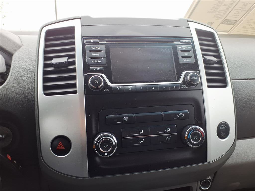 2015 Nissan Frontier SV