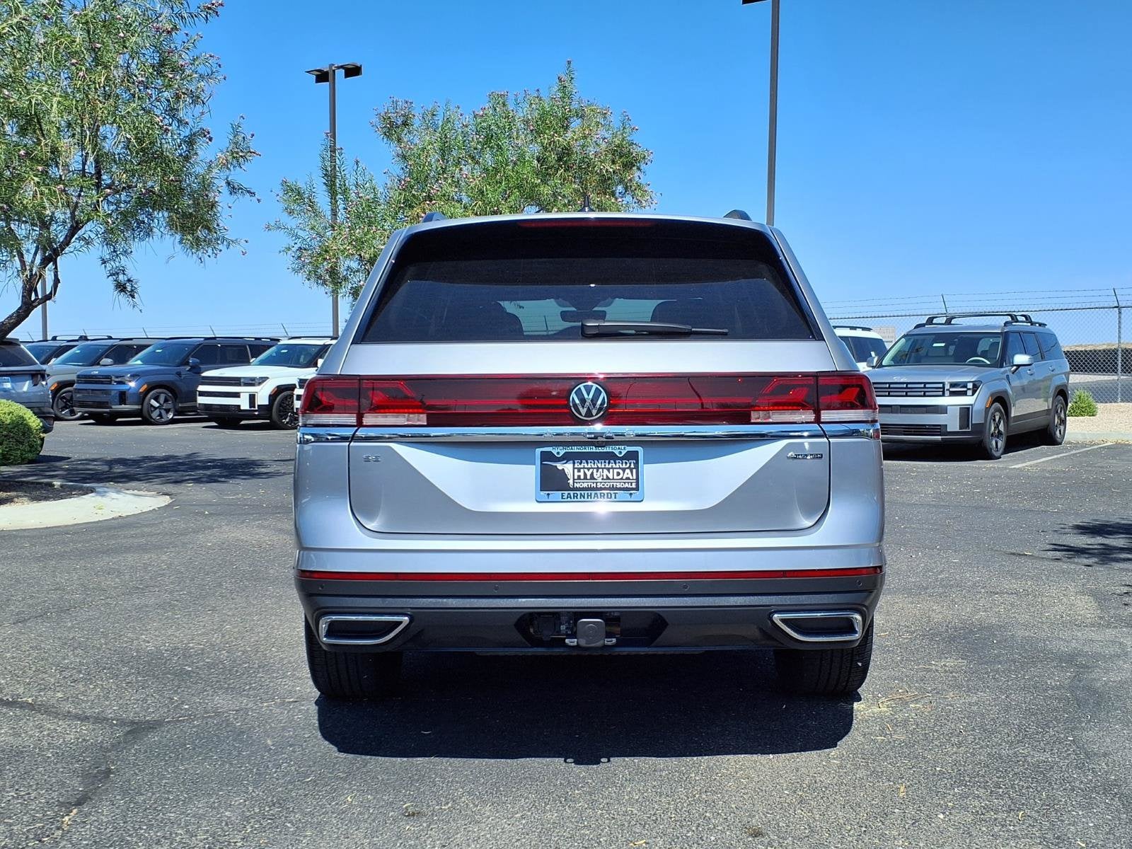 2024 Volkswagen Atlas 2.0T SE w/Technology