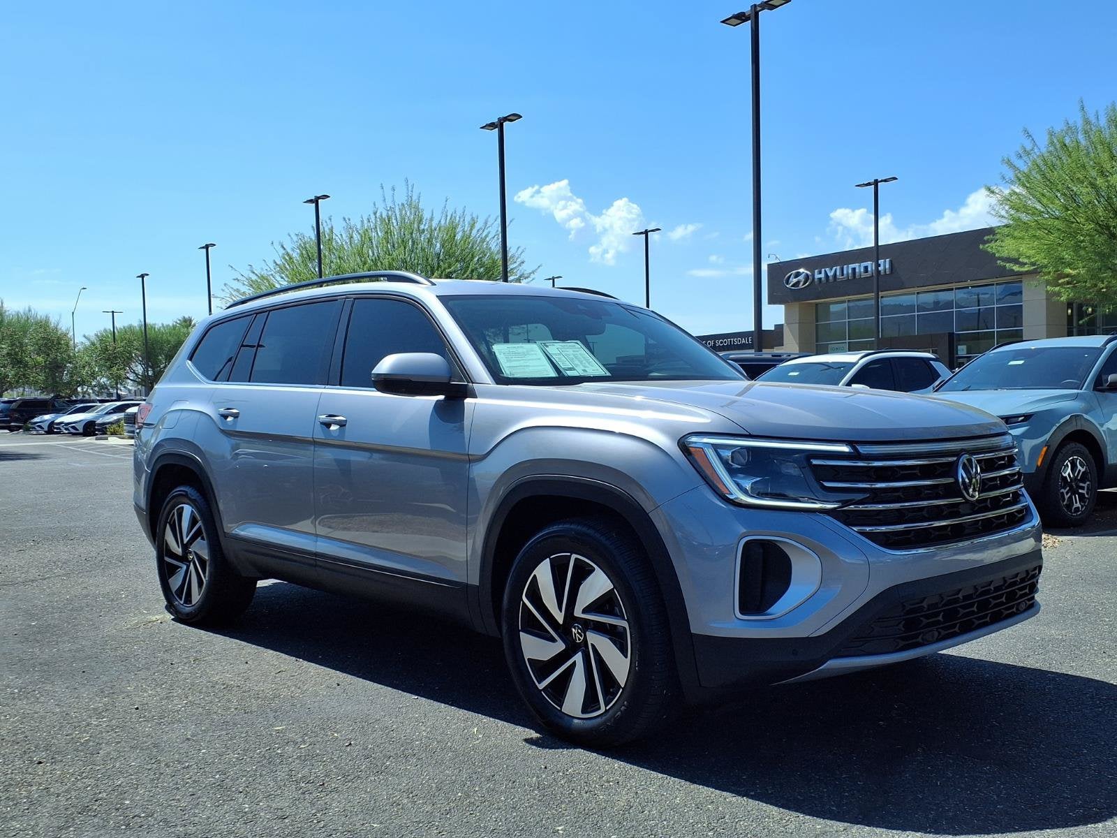 2024 Volkswagen Atlas 2.0T SE w/Technology
