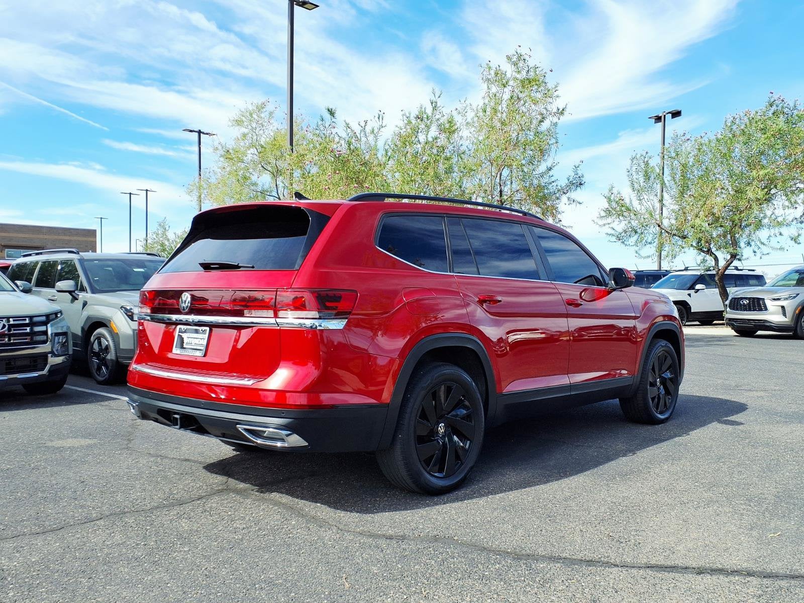 2024 Volkswagen Atlas 2.0T SE w/Technology