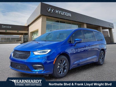 2021 Chrysler Pacifica Touring