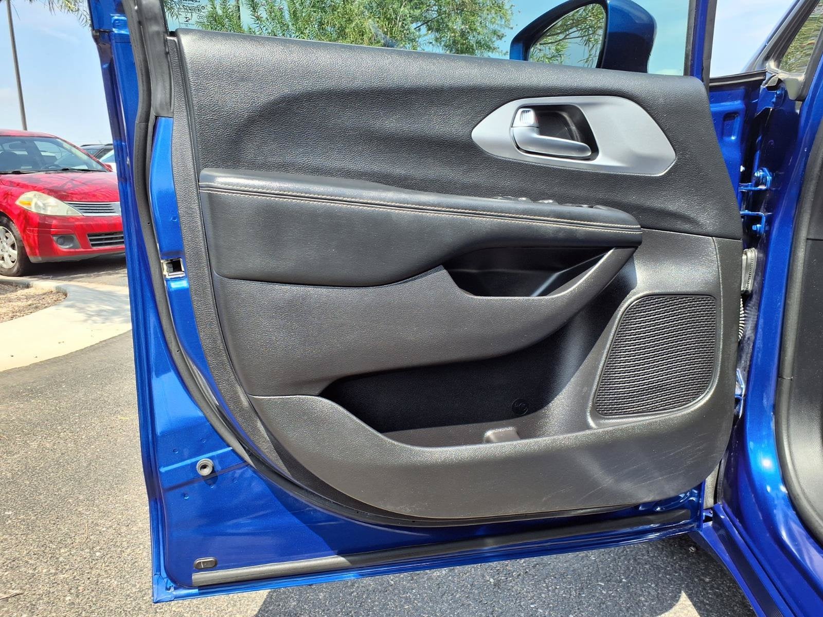 2021 Chrysler Pacifica Touring