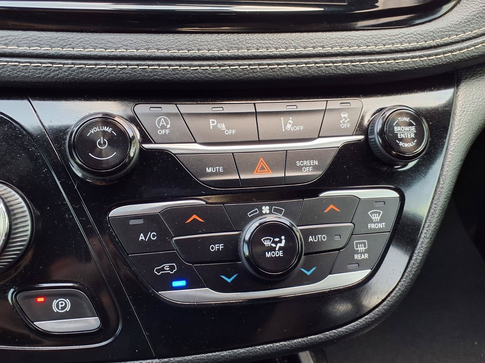 2021 Chrysler Pacifica Touring