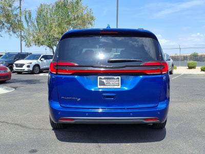 2021 Chrysler Pacifica Touring