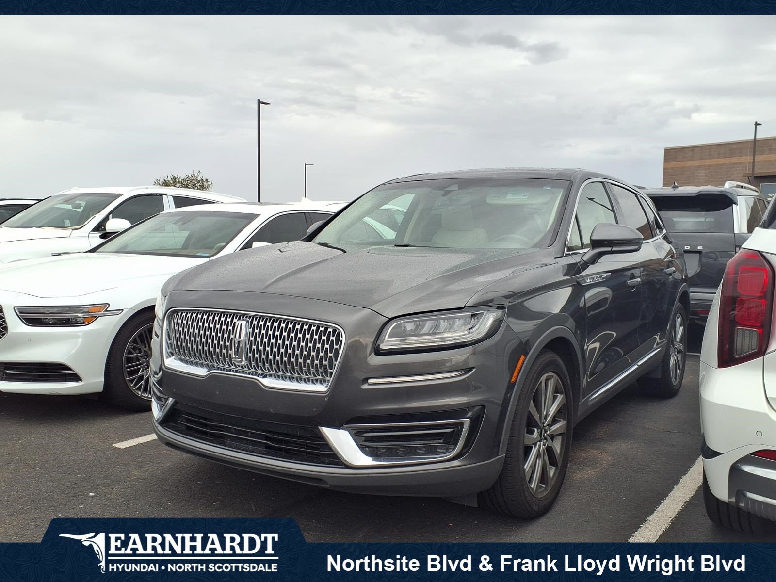 2019 Lincoln Nautilus Select