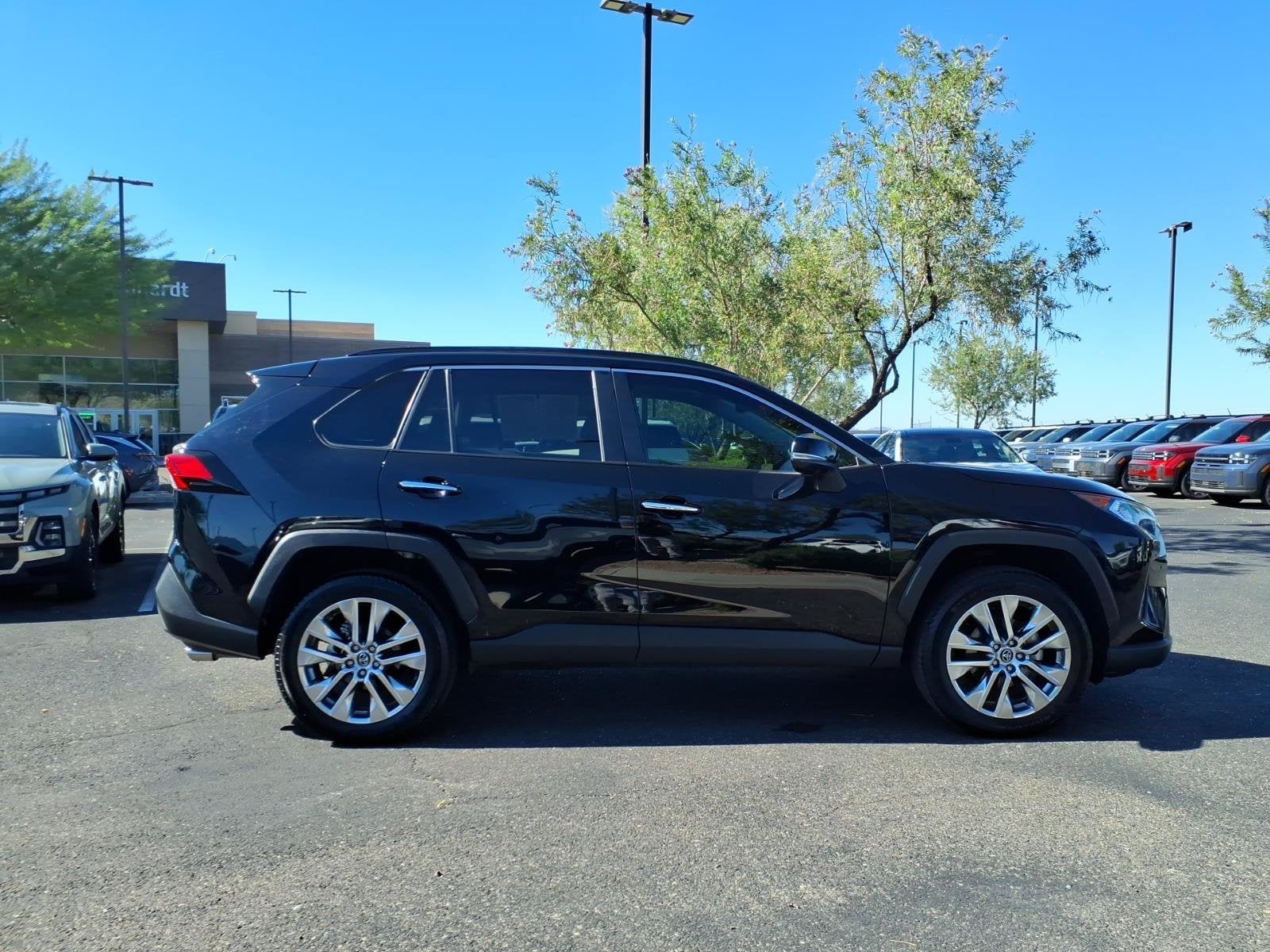2020 Toyota RAV4 Limited