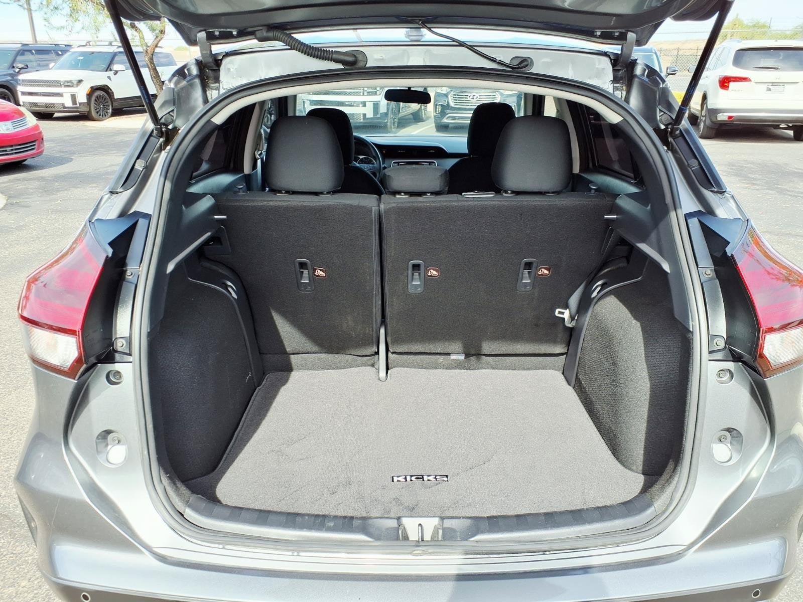 2025 Nissan Kicks Play S