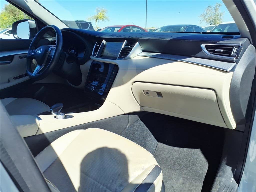 2022 INFINITI QX50 ESSENTIAL