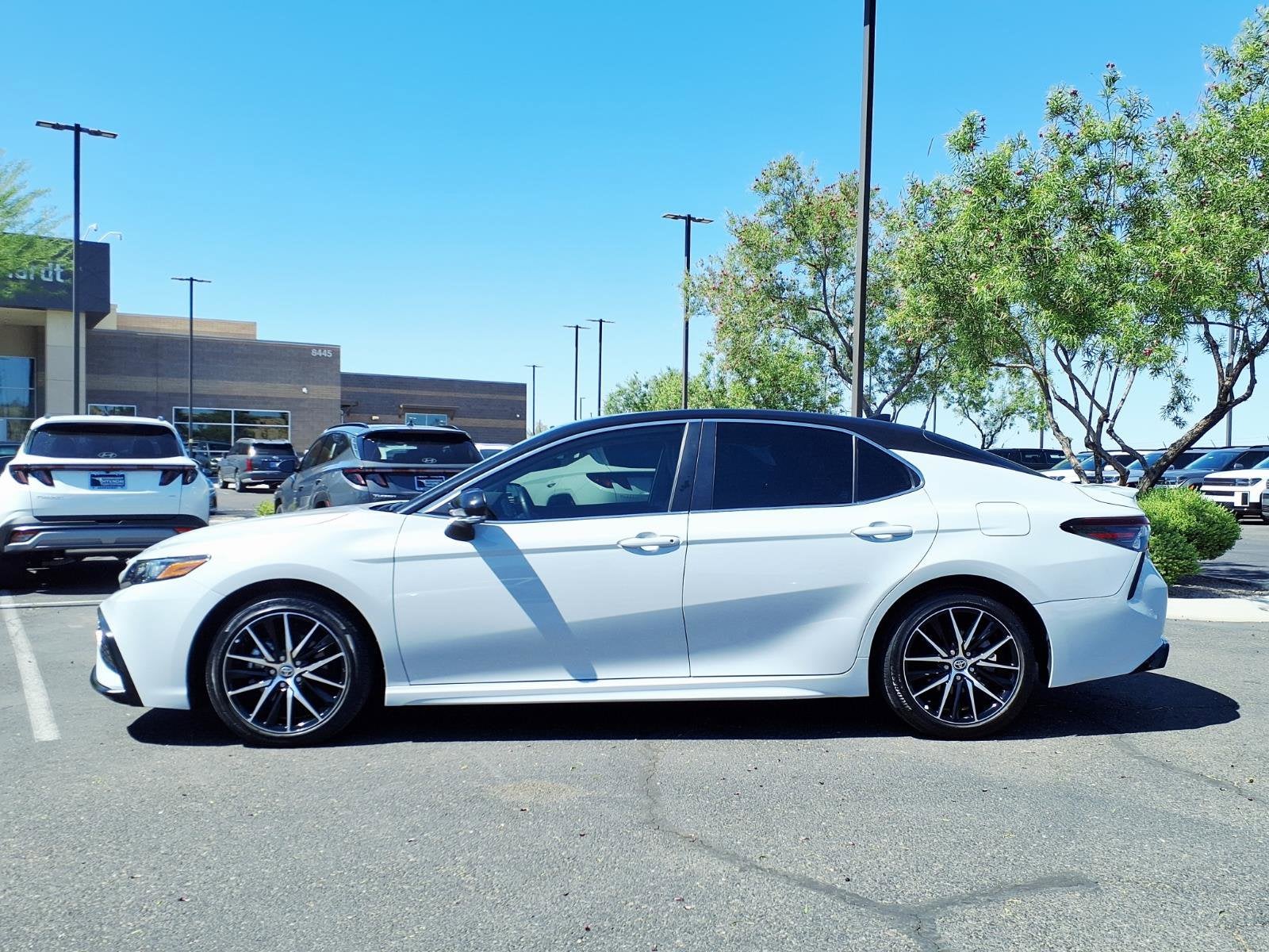 2024 Toyota Camry SE