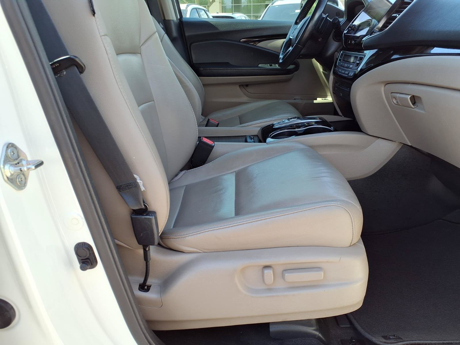 2019 Honda Pilot Touring 8-Passenger
