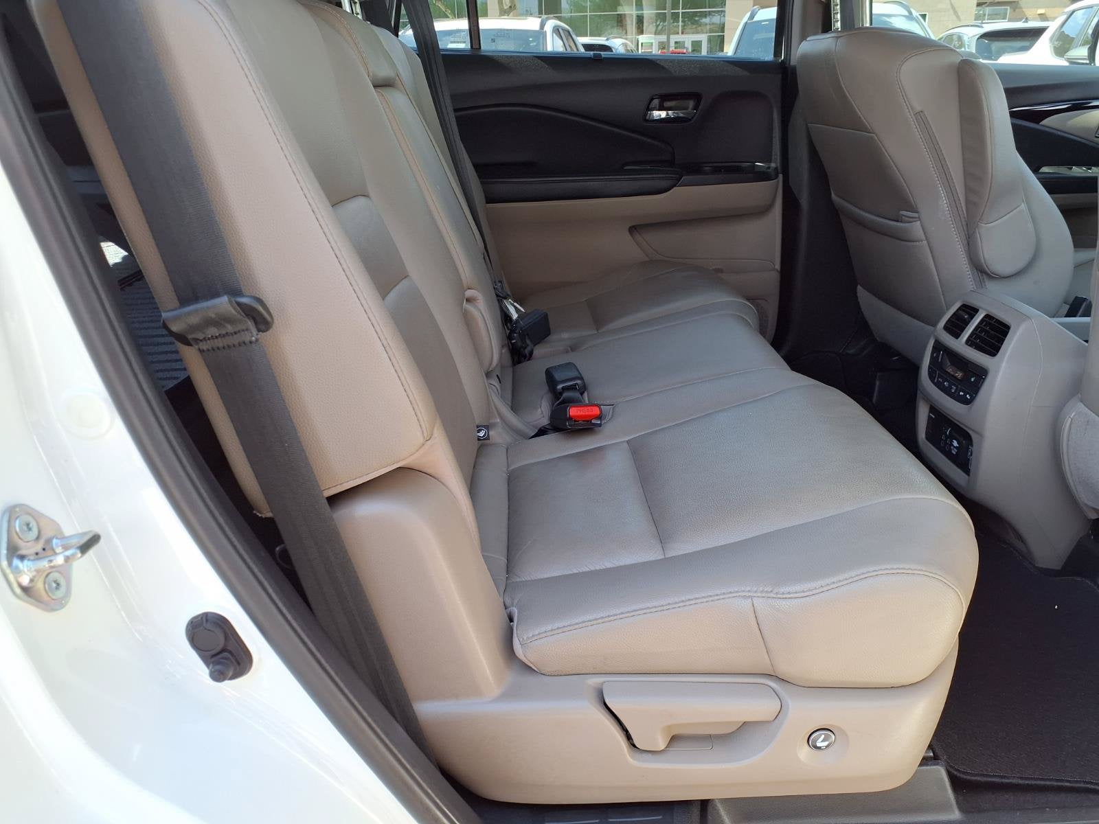 2019 Honda Pilot Touring 8-Passenger