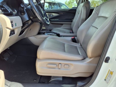 2019 Honda Pilot Touring 8-Passenger