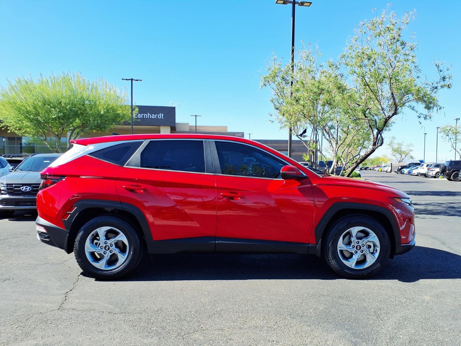2022 Hyundai TUCSON SE