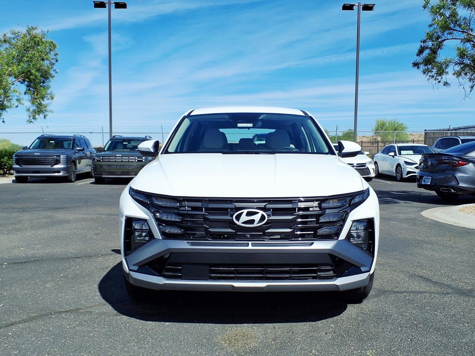 2026 Hyundai TUCSON SE