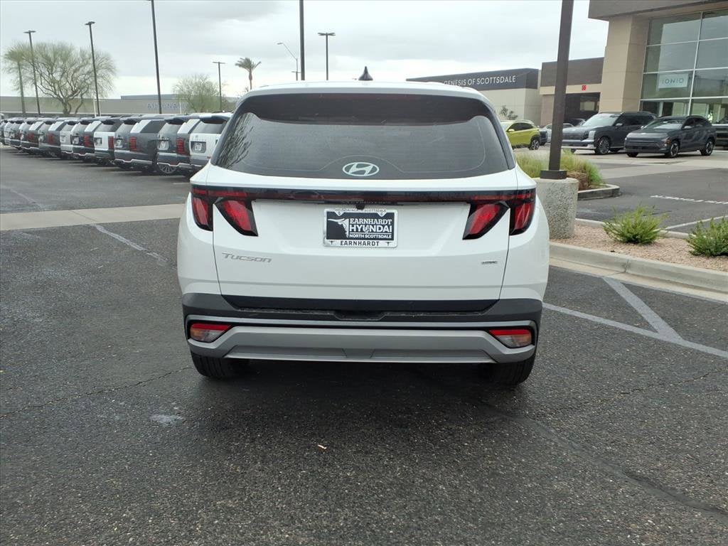 2026 Hyundai TUCSON SE