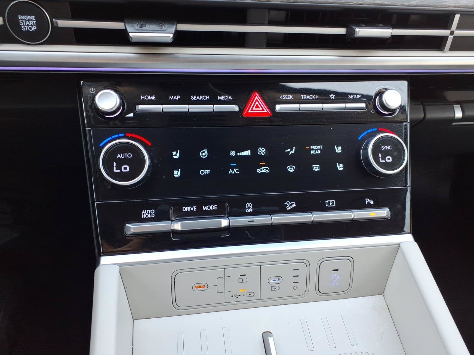 2025 Hyundai SANTA FE Limited
