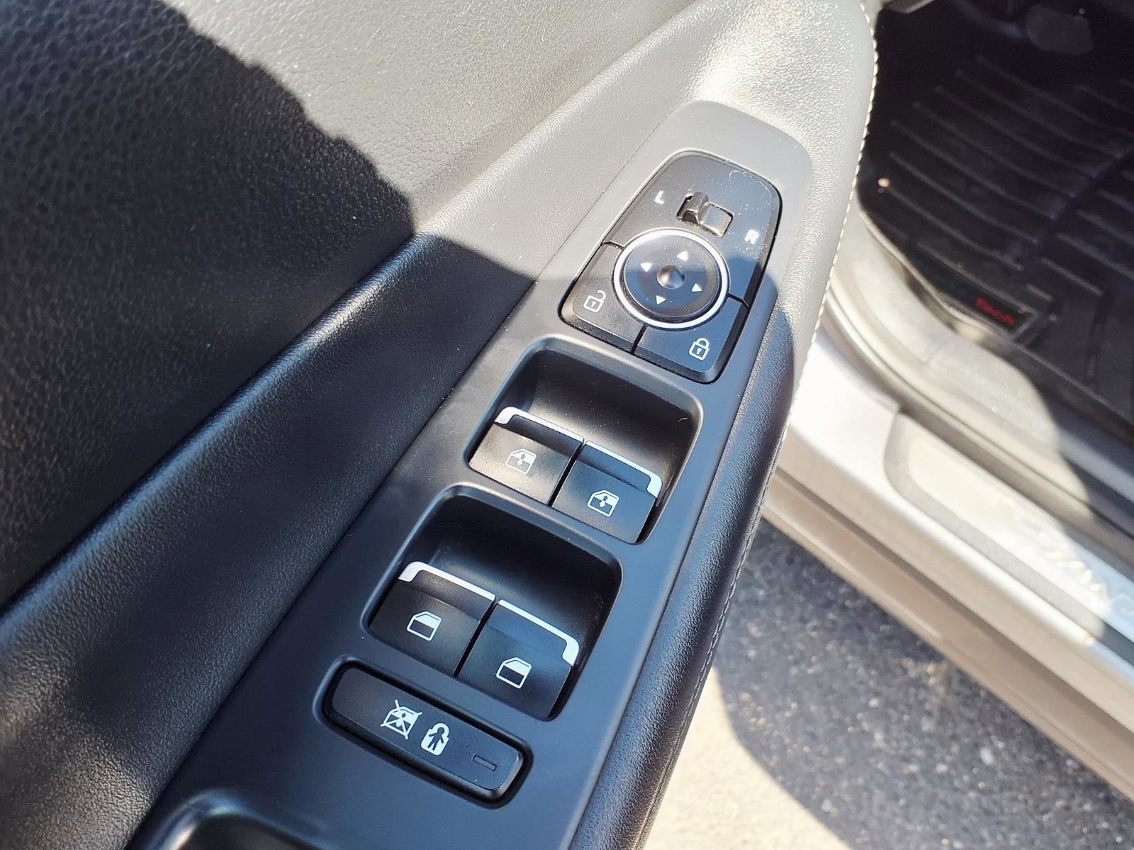 2019 Hyundai SANTA FE Ultimate