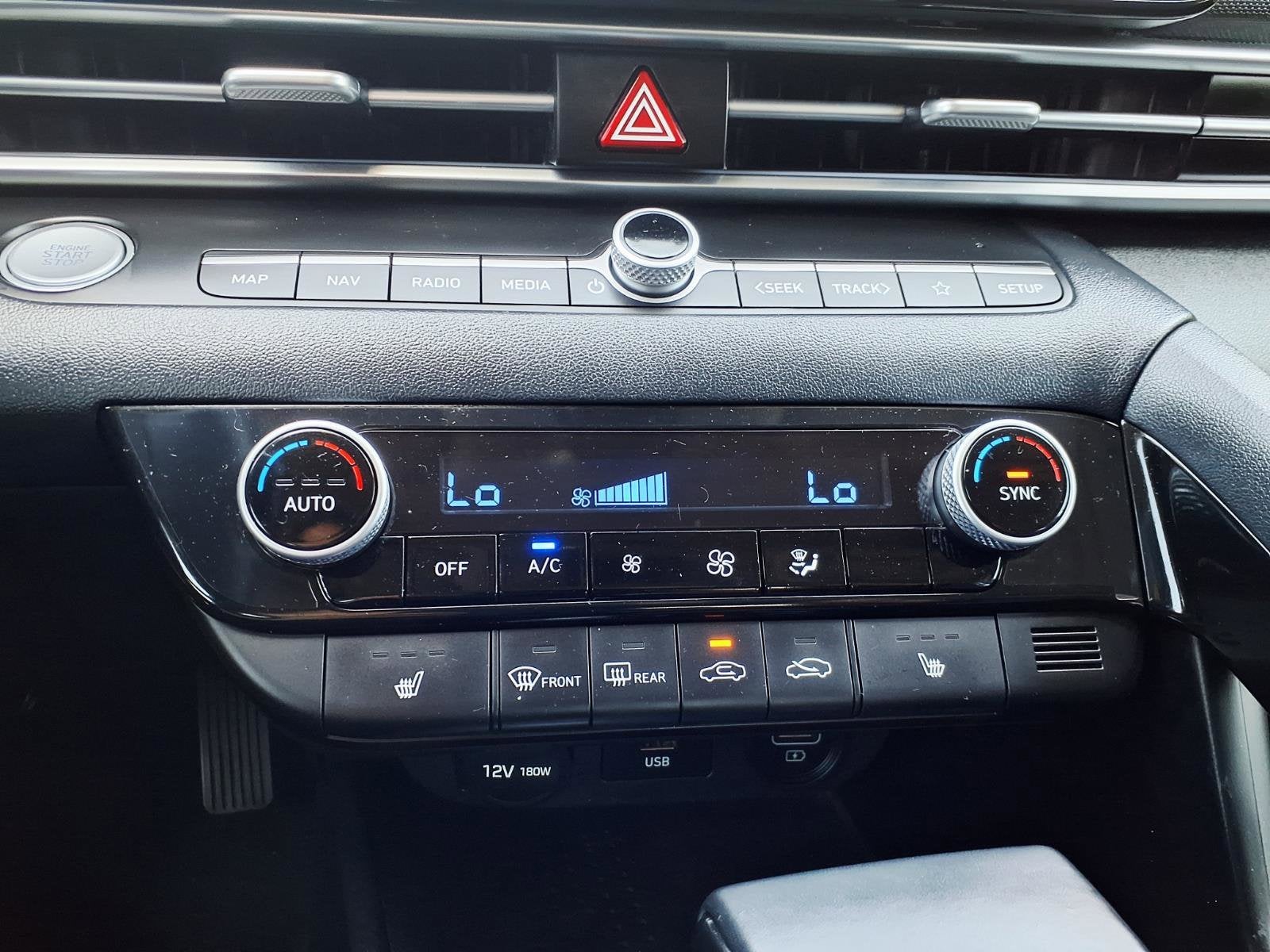 2022 Hyundai ELANTRA Limited