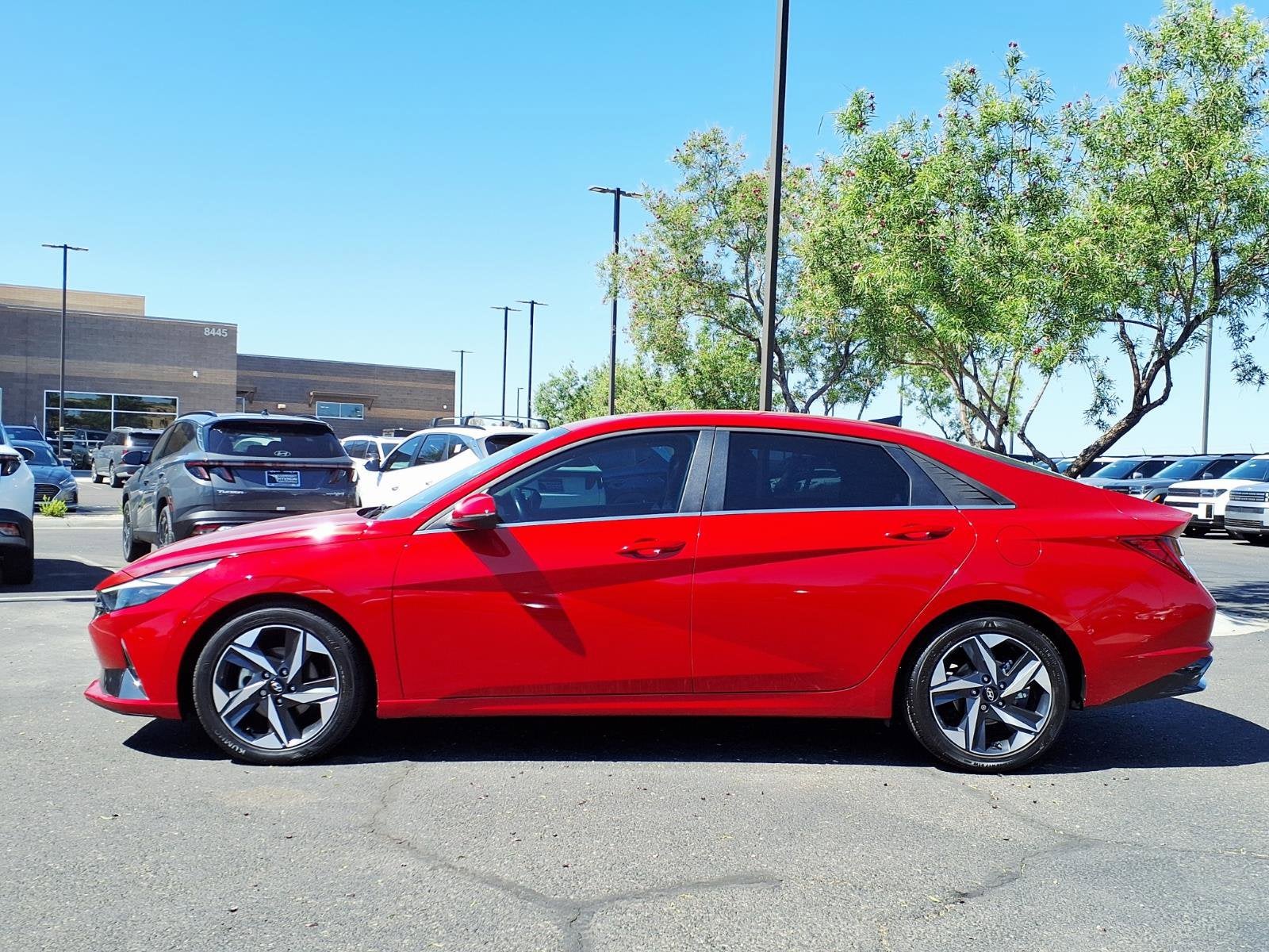 2022 Hyundai ELANTRA Limited
