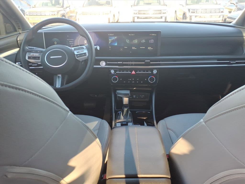 2025 Hyundai SANTA CRUZ SEL Activity