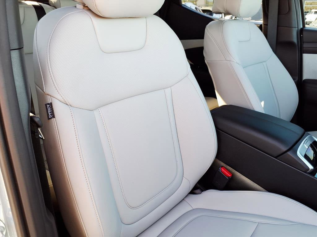 2025 Hyundai SANTA CRUZ SEL Activity