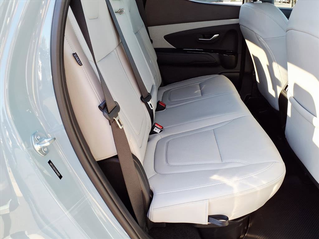 2025 Hyundai SANTA CRUZ SEL Activity