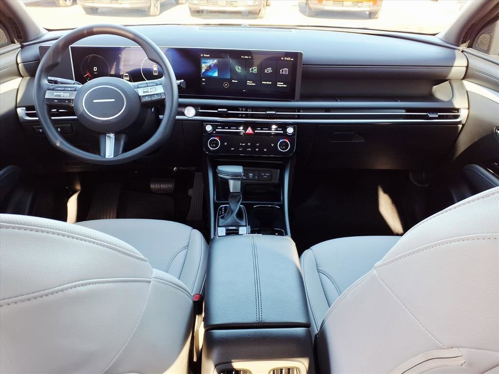 2025 Hyundai SANTA CRUZ SEL Activity