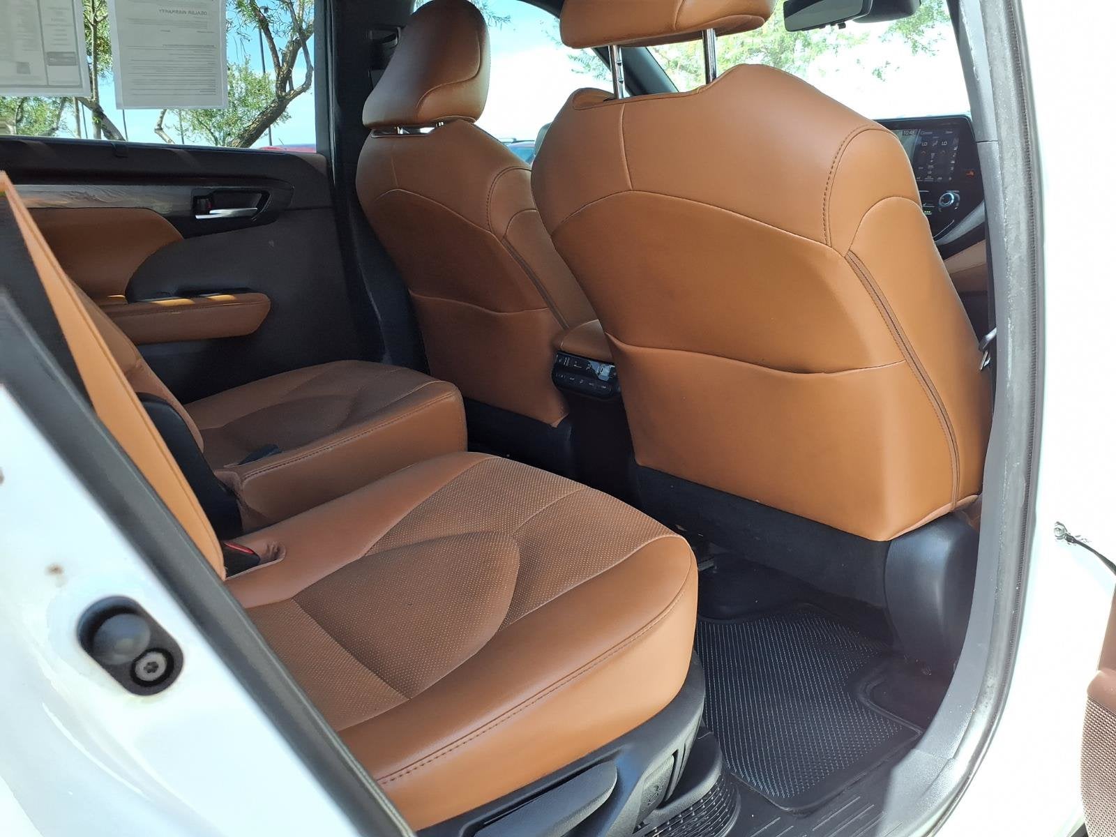 2021 Toyota Highlander Hybrid Platinum
