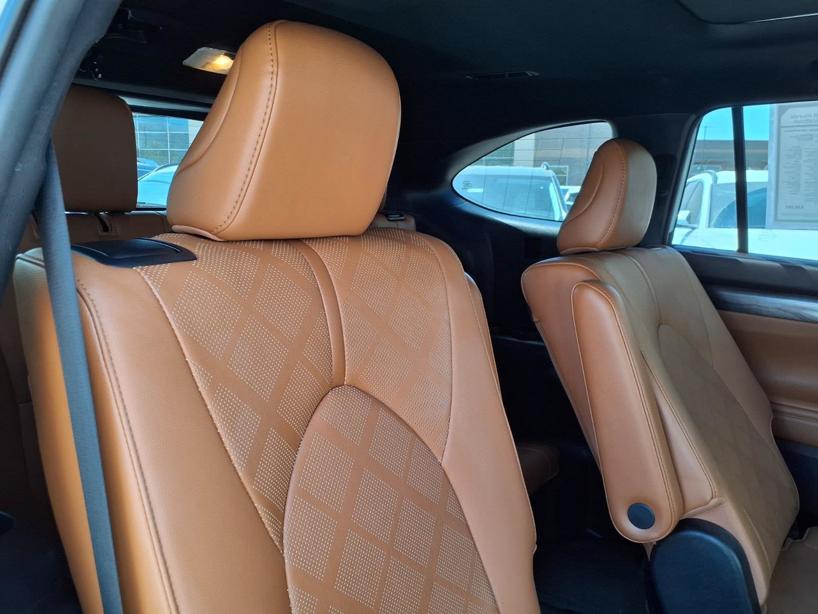 2021 Toyota Highlander Hybrid Platinum