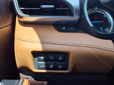 2021 Toyota Highlander Hybrid Platinum