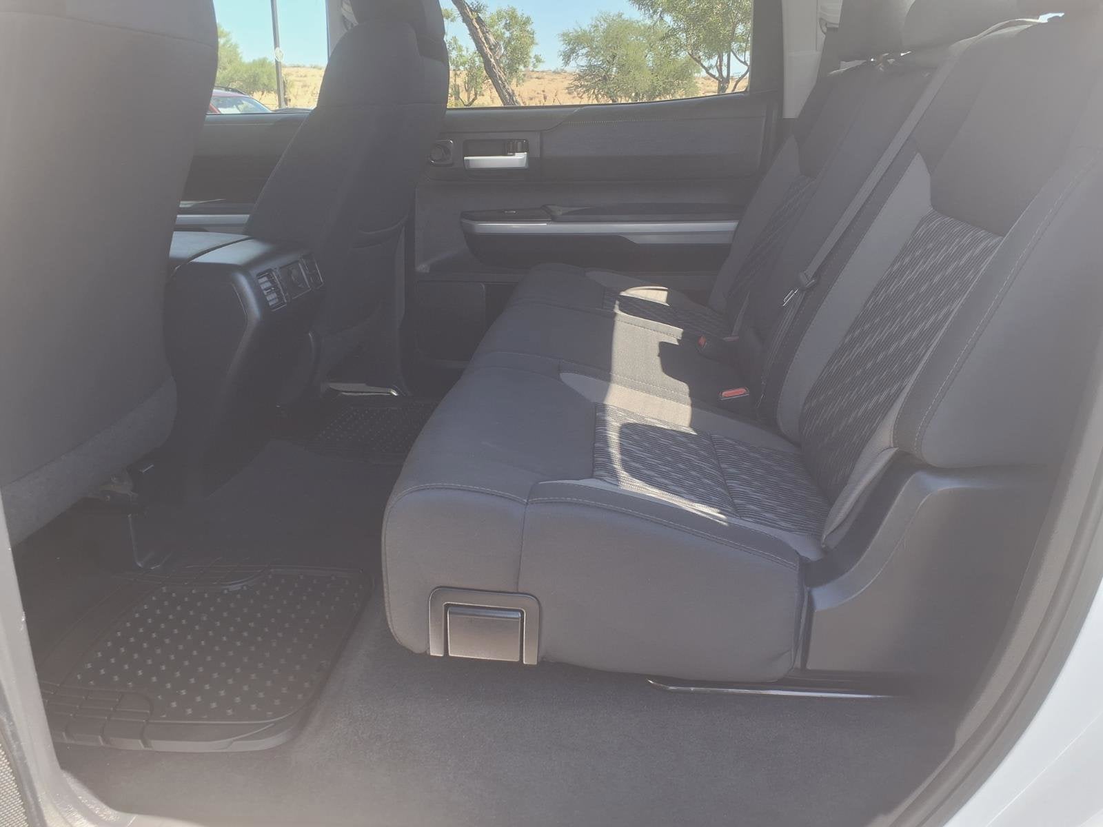 2018 Toyota Tundra 4WD SR5