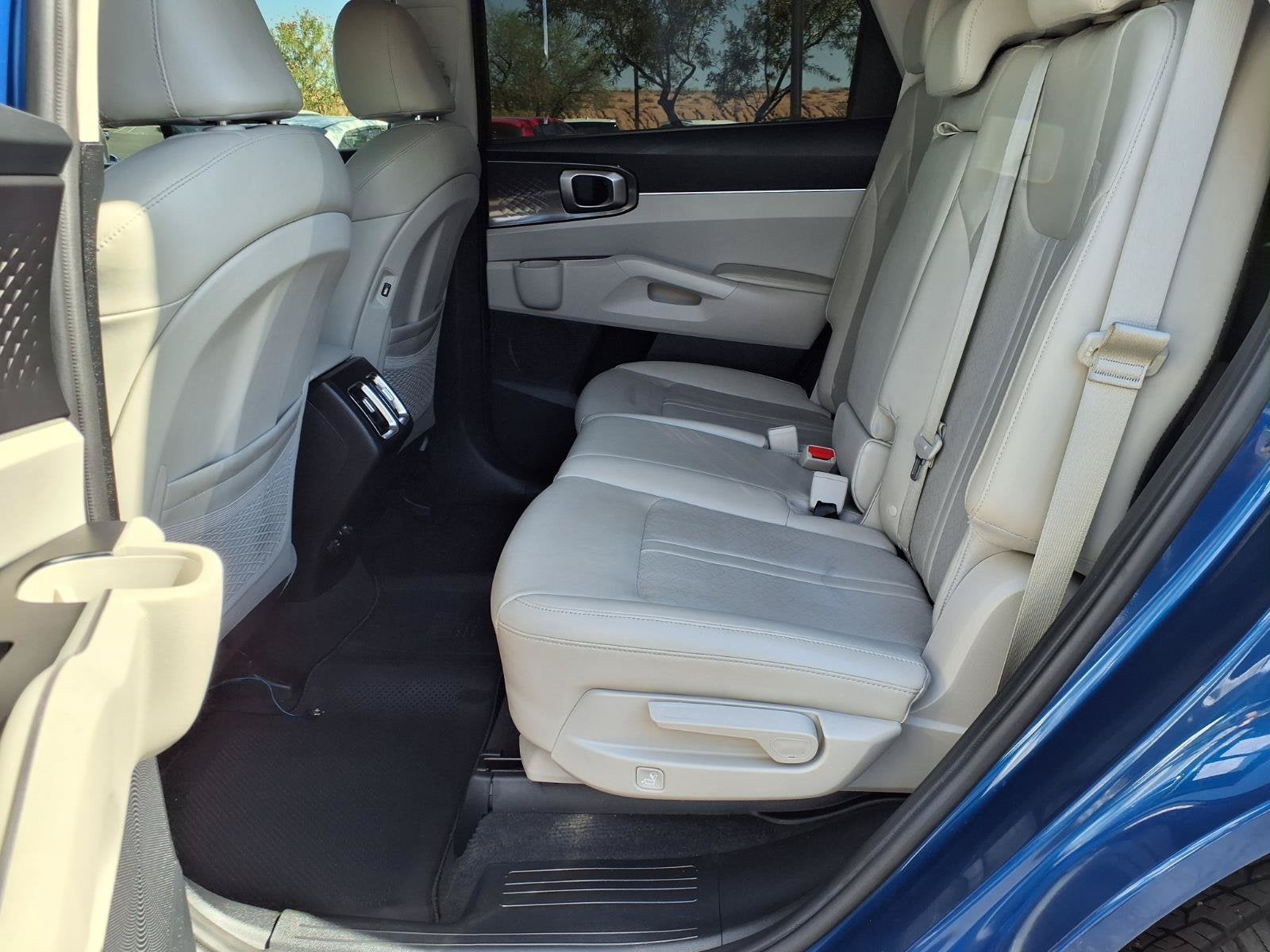 2023 Kia Sorento S