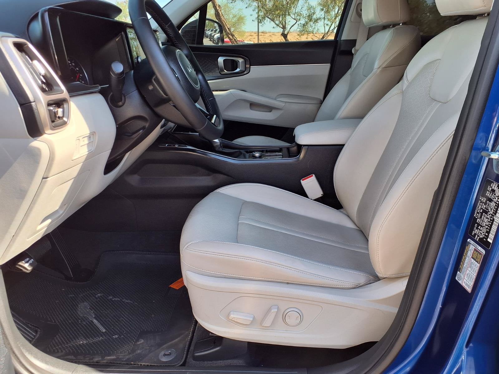 2023 Kia Sorento S