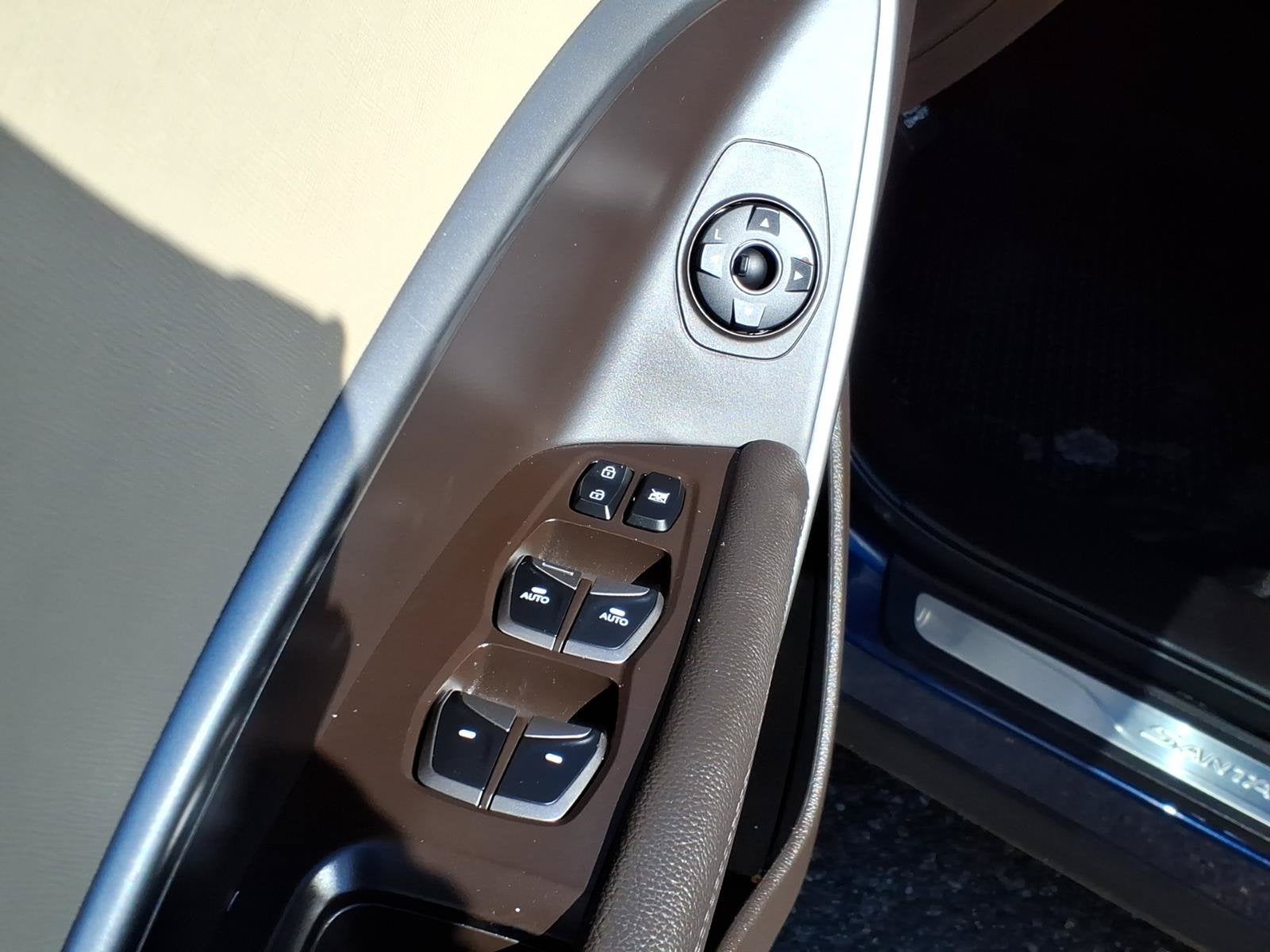 2018 Hyundai SANTA FE SPORT 2.0T Ultimate