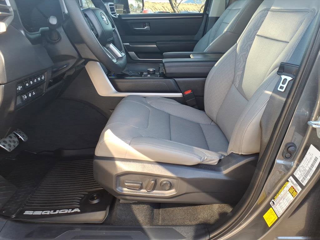 2024 Toyota Sequoia Base