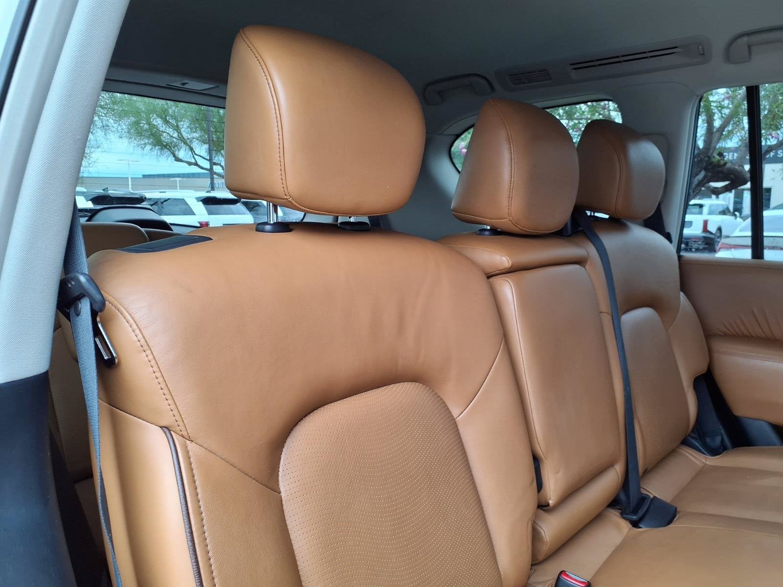 2016 INFINITI QX80 Base