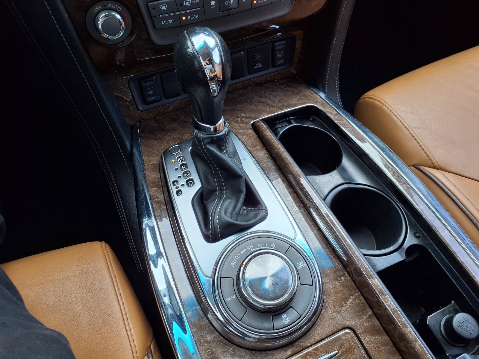 2016 INFINITI QX80 Base